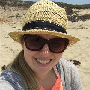 Meet your Posher, Lacey